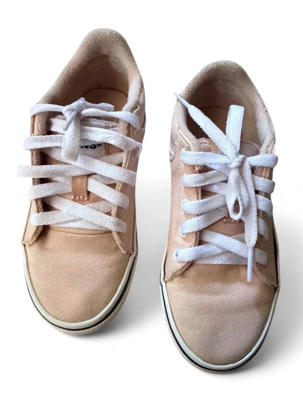 Vans Kids Low-Top Canvas Sneakers in Blush Pink